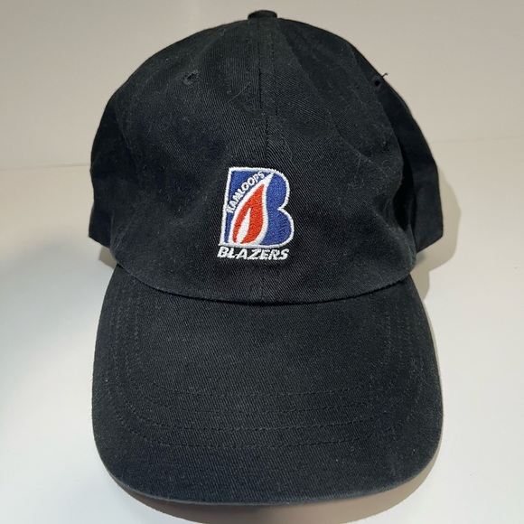 Kamloops Blazers WHL Hat Black Second Skin Strap Back - Picture 1 of 7